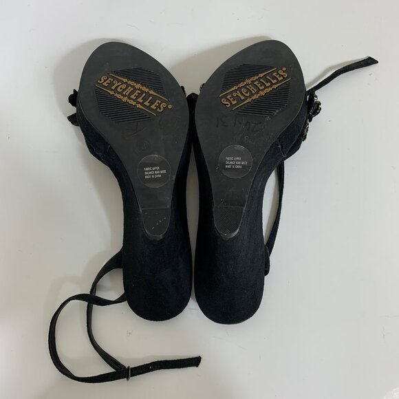 Seychelles Strappy Peep Toe Heels with Flower Embellishment in Black - Size 8 - Picture 6 of 8